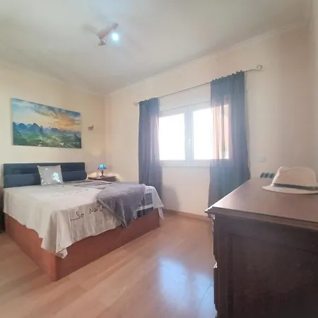 River Beach Апартаменты Портиман